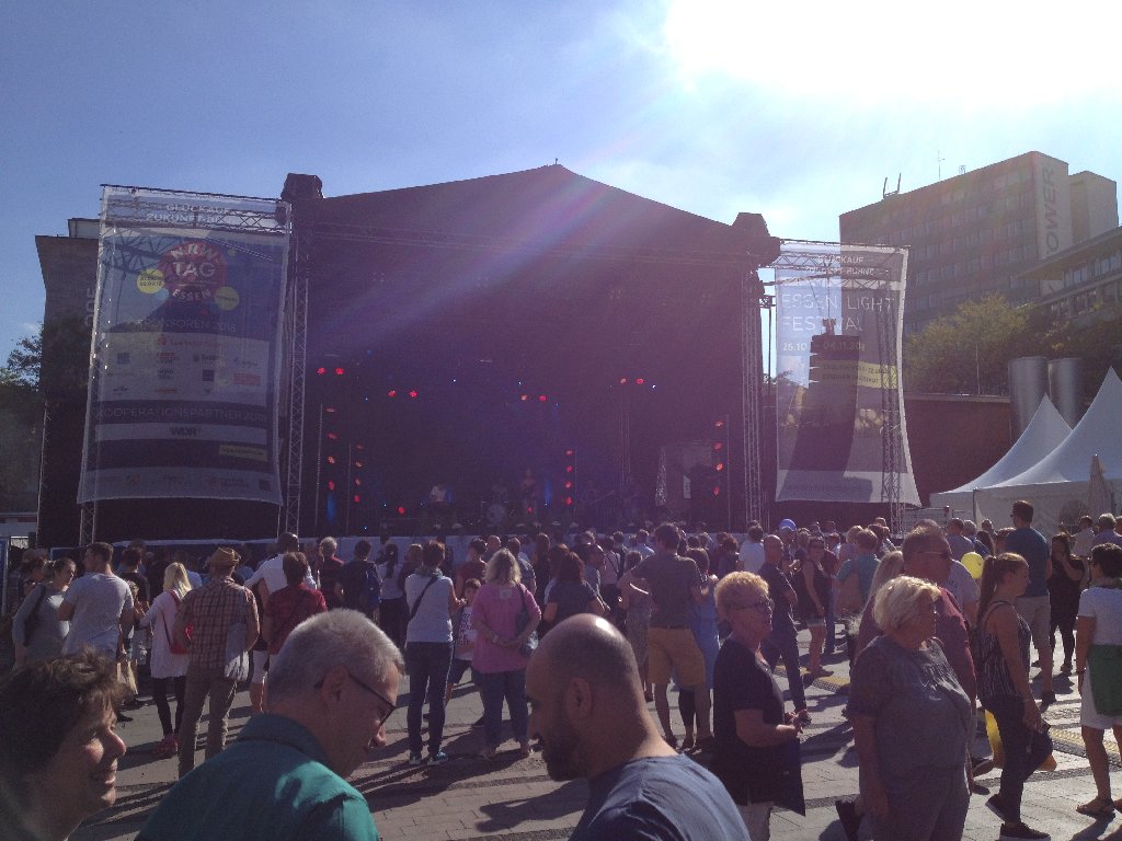 Bühne auf dem Kennedyplatz