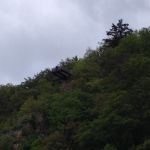 Weser-Skywalk und Hannoversche Klippen von der Weser aus. Weser-Skywalk und Hannoversche Klippen.